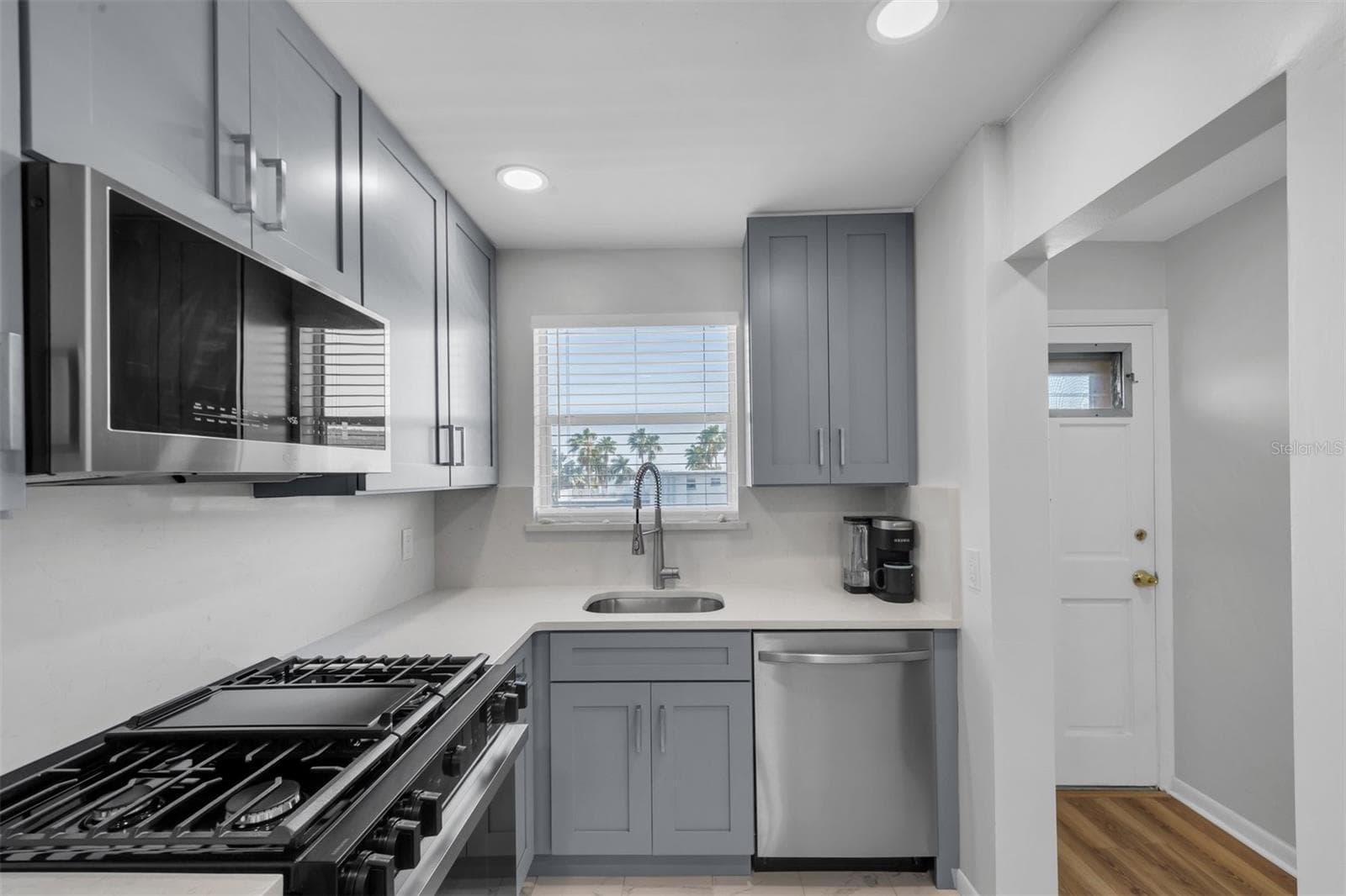 BRAND NEW KITCHEN! - 3128 59TH ST S #303, GULFPORT