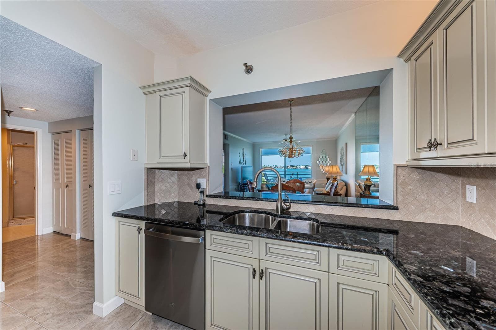 Beautiful Granite Countertops are a Striking Accent to the Kitchen - 7979 SAILBOAT KEY BLVD S #205, SOUTH PASADENA