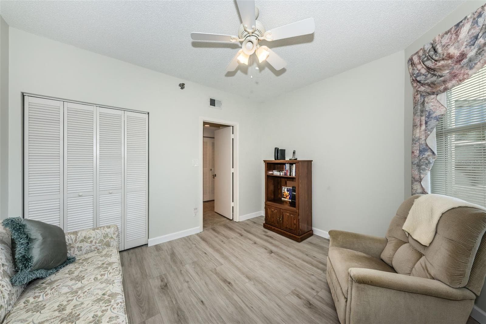 Guest Bedroom used as Study/Den - 7979 SAILBOAT KEY BLVD S #205, SOUTH PASADENA