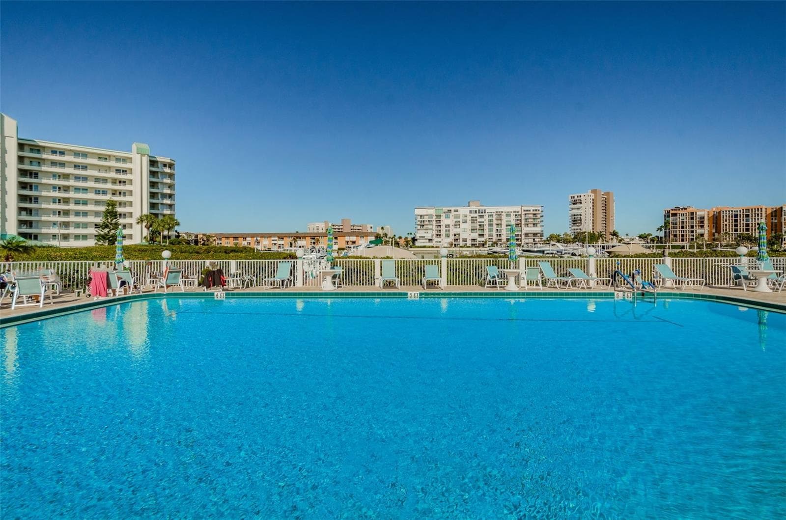 Clubhouse Heated Poo - 7979 SAILBOAT KEY BLVD S #205, SOUTH PASADENA