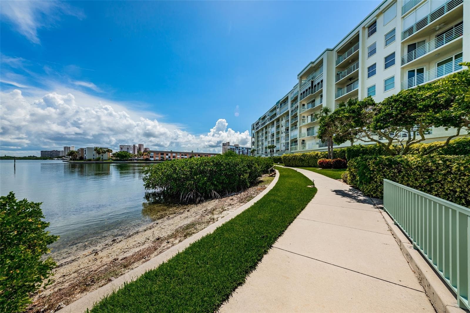 1.5 Mile Walking Trail - 7979 SAILBOAT KEY BLVD S #205, SOUTH PASADENA