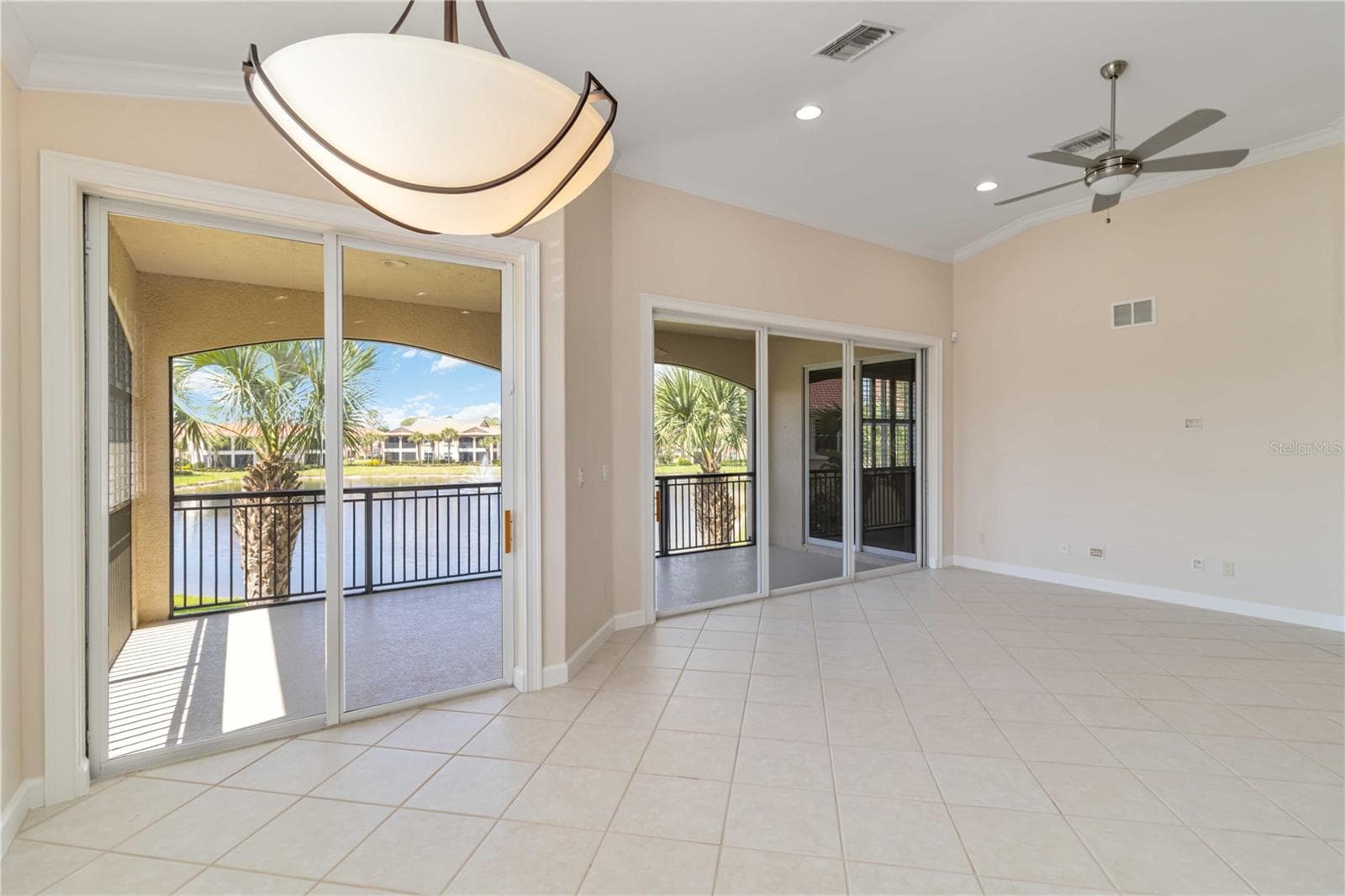 Great Room - 133 BELLA VISTA TER #32C, NORTH VENICE