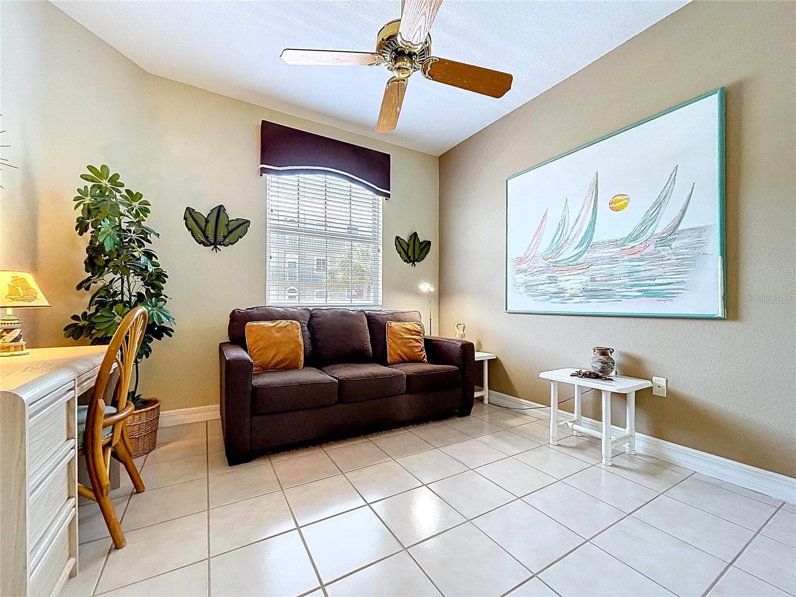 Condominium at 7 ISLAND PARK PL #204, DUNEDIN, photo 24 of 85
