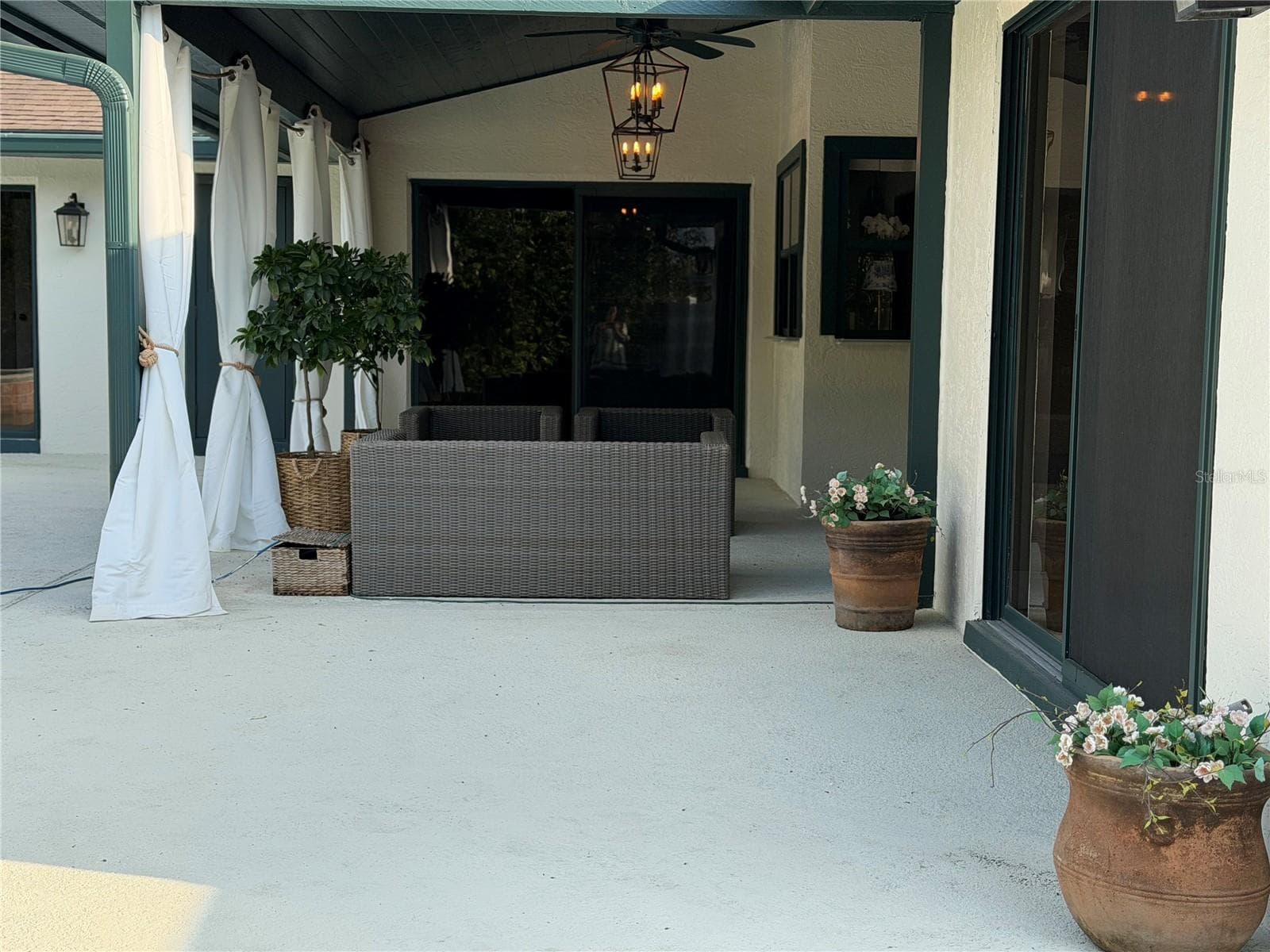 PATIO - 9115 BAY SIDE CT, ORLANDO