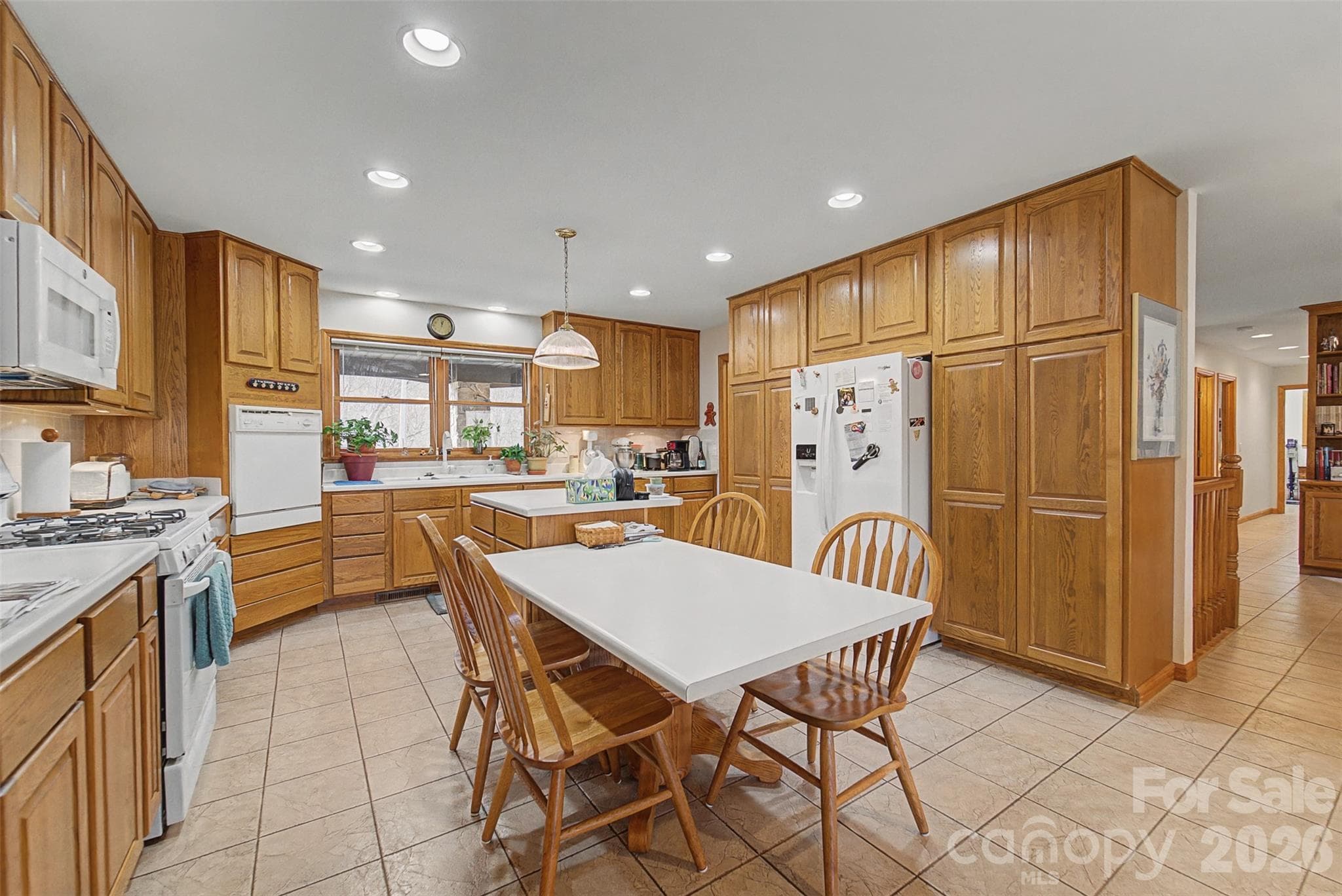 Single Family Residence at 750 Double Springs Drive, Almond, photo 17 of 48