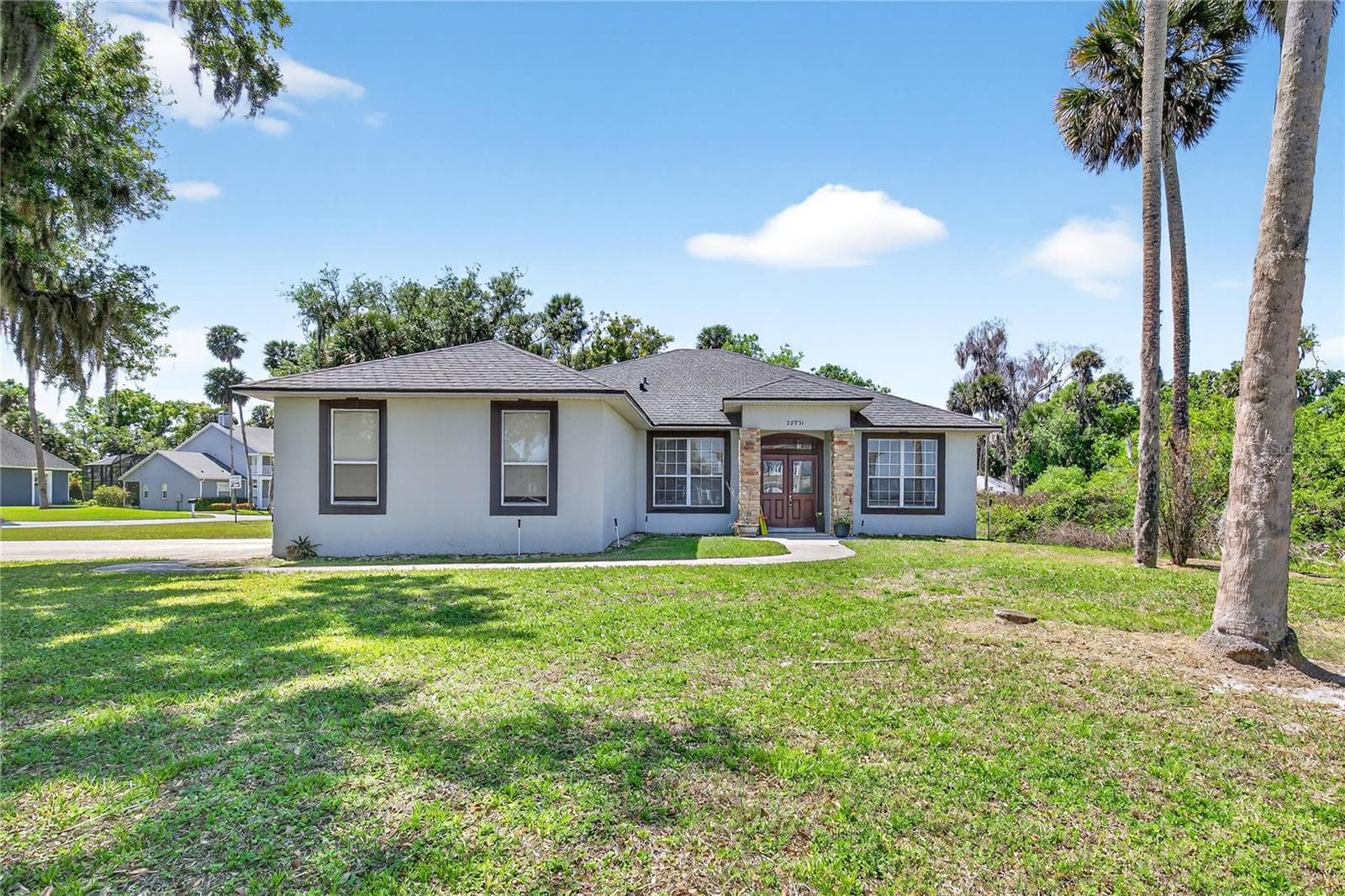 28931 BEAUCLAIRE DR
