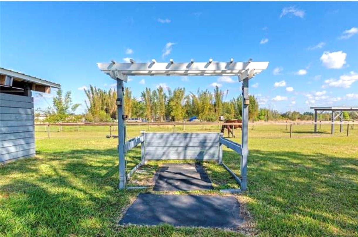 Horse wash - 35495 SINGLETARY RD, MYAKKA CITY