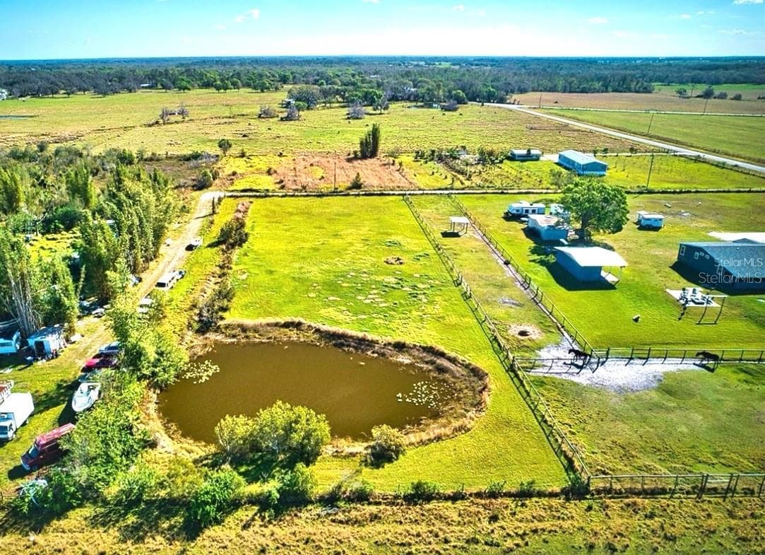 Back Area and horse run - 35495 SINGLETARY RD, MYAKKA CITY