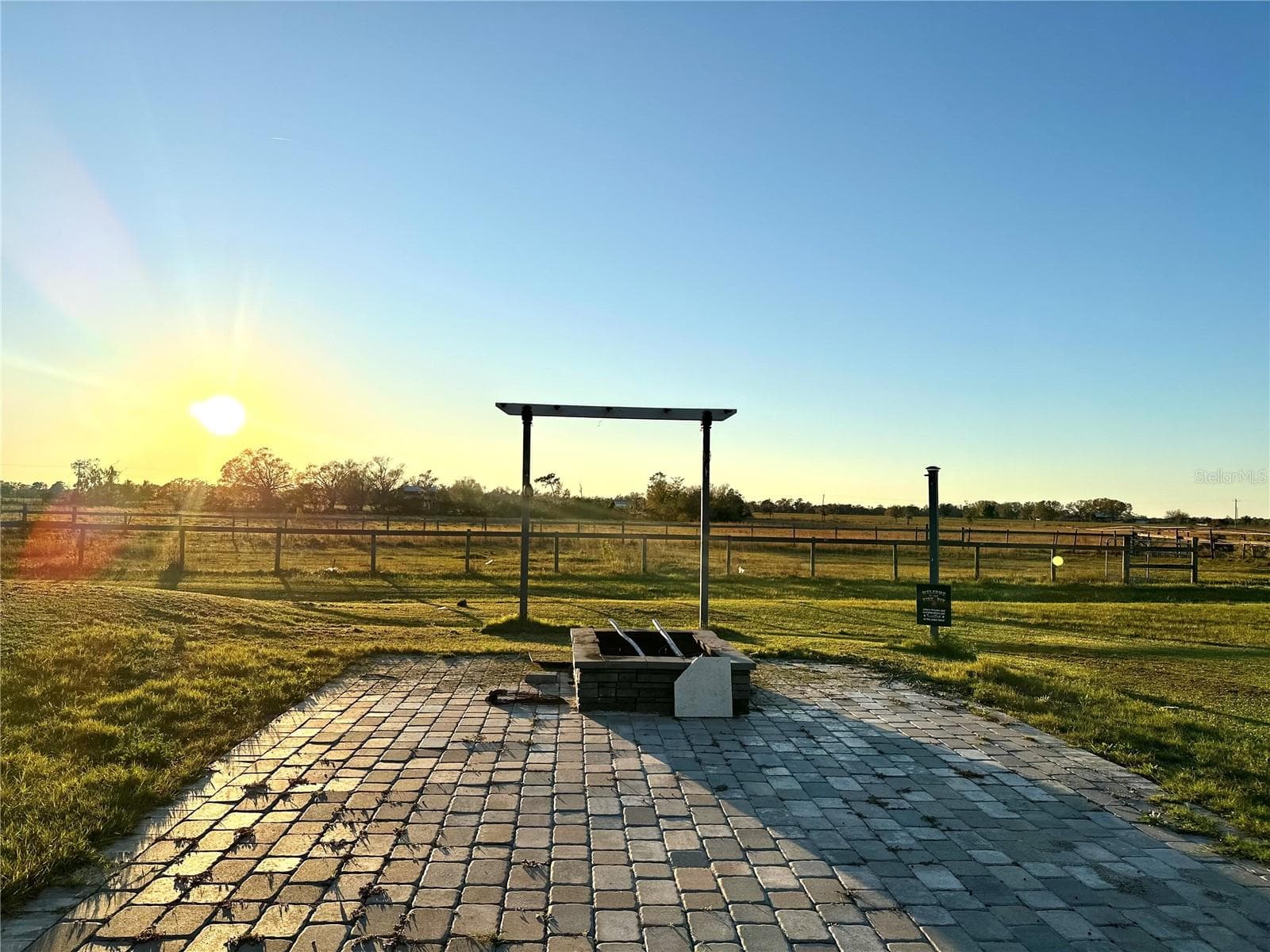 Fire Pit Pasture - 35495 SINGLETARY RD, MYAKKA CITY