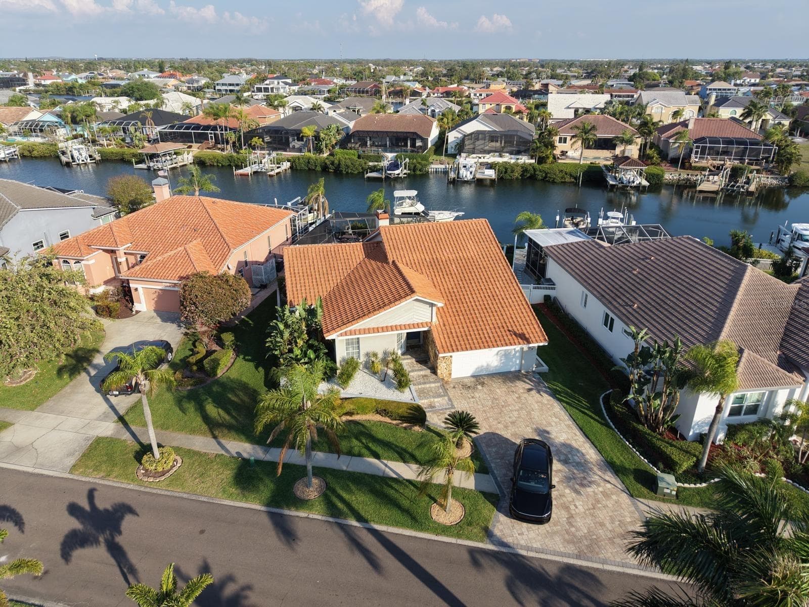 Single Family Residence at 930 SYMPHONY ISLES BLVD, APOLLO BEACH, photo 3 of 38