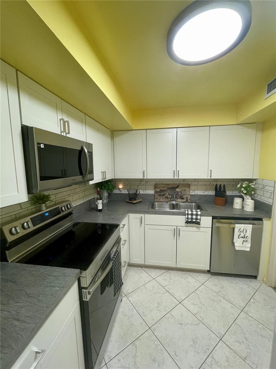 Condominium at 1224 S PENINSULA DR #304, DAYTONA BEACH, photo 27 of 97