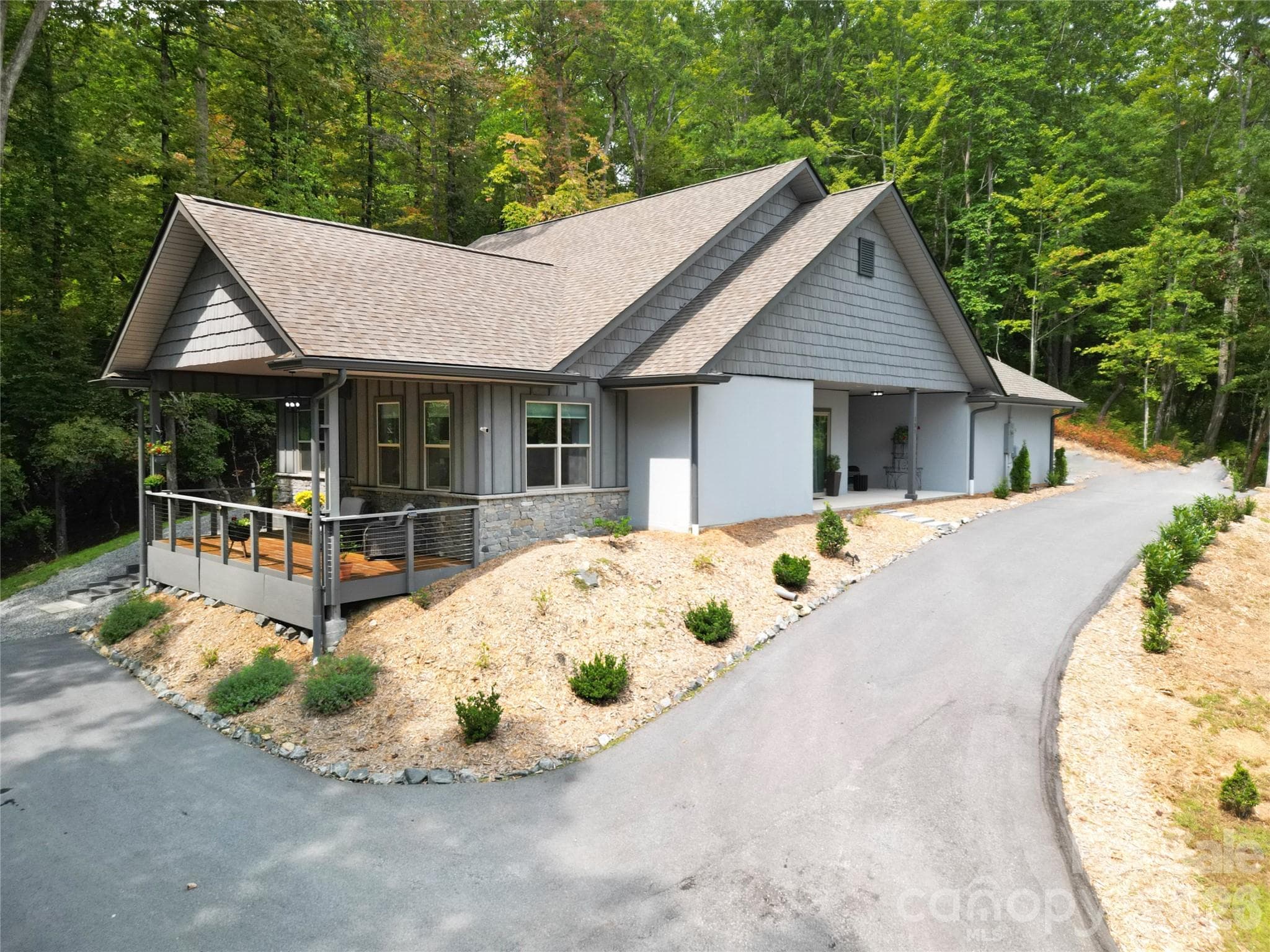 Single Family Residence at 151 Unoga Court, Brevard, photo 3 of 47