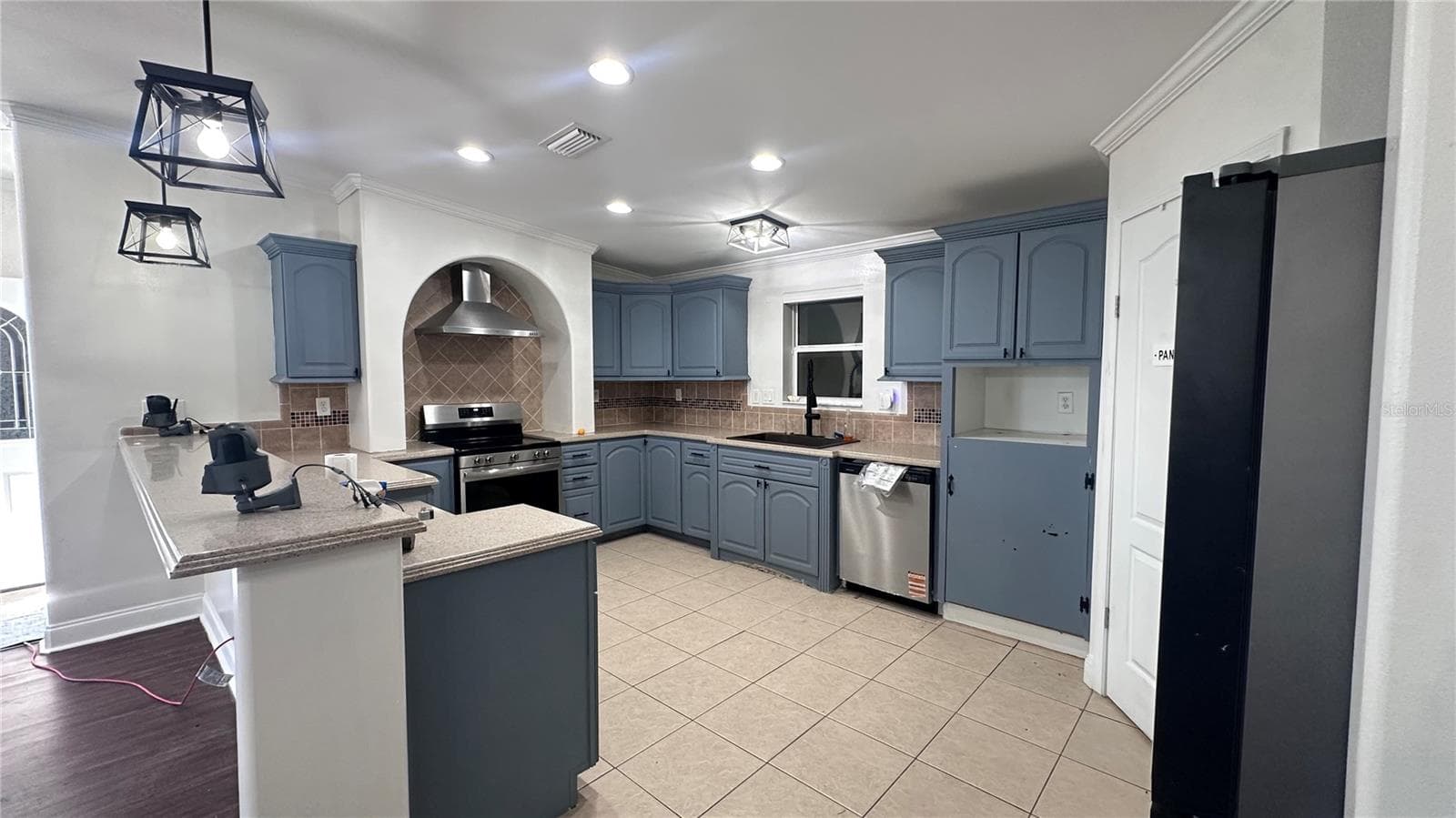 Kitchen - 35495 SINGLETARY RD, MYAKKA CITY
