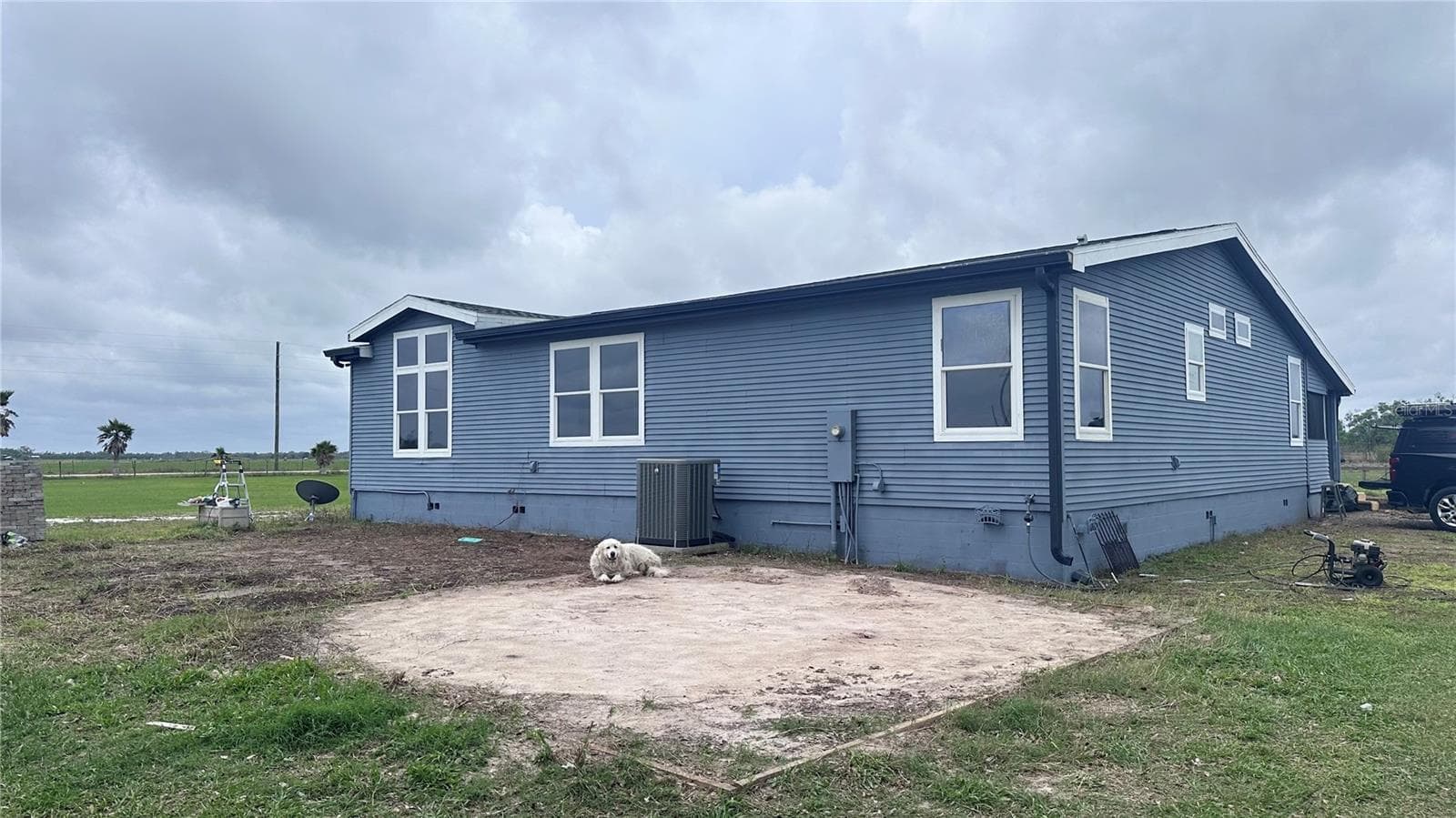 Back of house - 35495 SINGLETARY RD, MYAKKA CITY