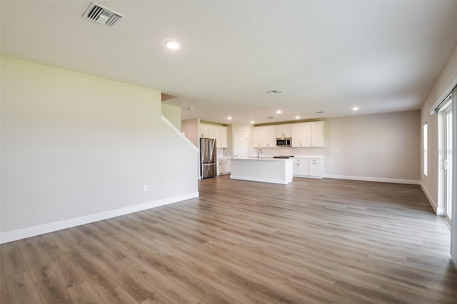 Single Family Residence at 31717 BIENVILLE LN, WESLEY CHAPEL, photo 11 of 31