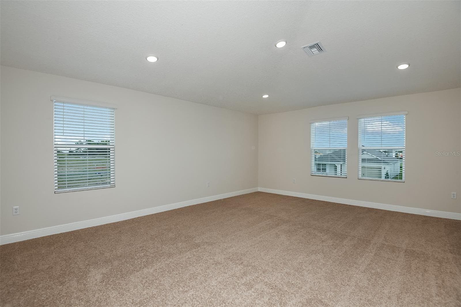 Single Family Residence at 31717 BIENVILLE LN, WESLEY CHAPEL, photo 18 of 31