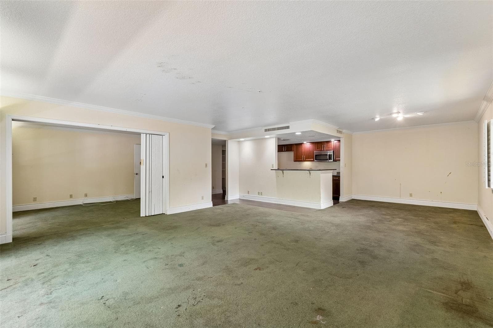 Condominium at 36750 US HIGHWAY 19 N #8-202, PALM HARBOR, photo 19 of 82