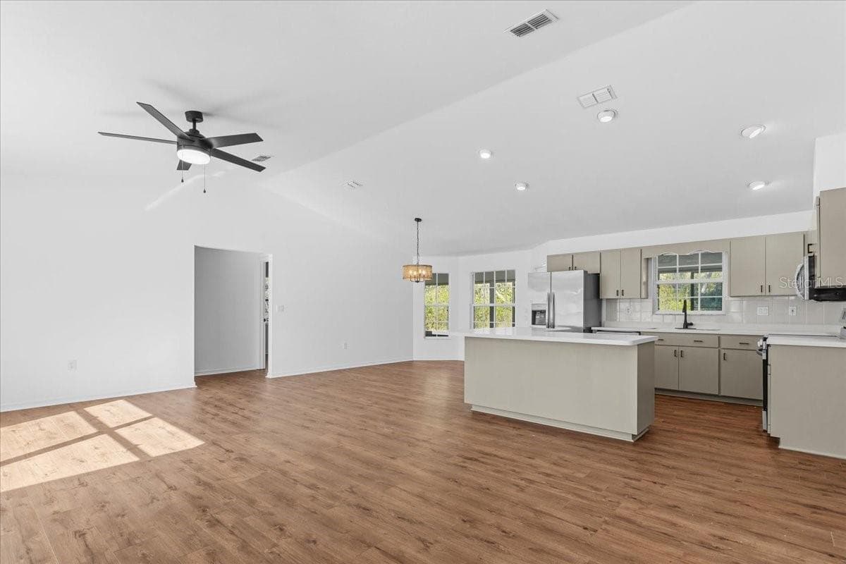 Single Family Residence at 957 NE 354TH AVE, OLD TOWN, photo 14 of 58