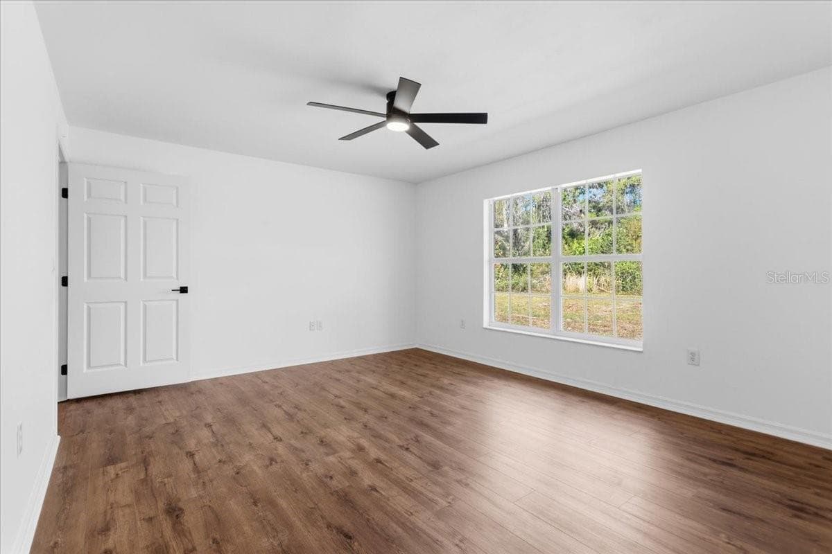 Single Family Residence at 957 NE 354TH AVE, OLD TOWN, photo 24 of 58