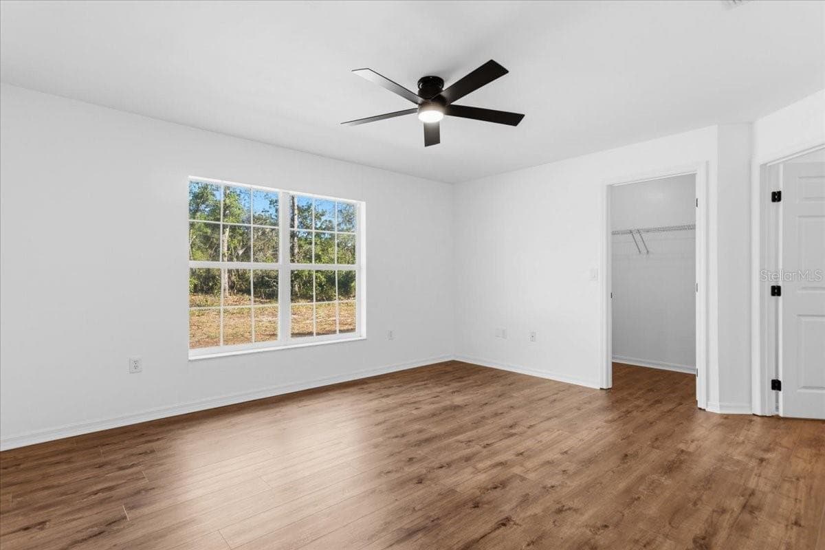 Single Family Residence at 957 NE 354TH AVE, OLD TOWN, photo 25 of 58