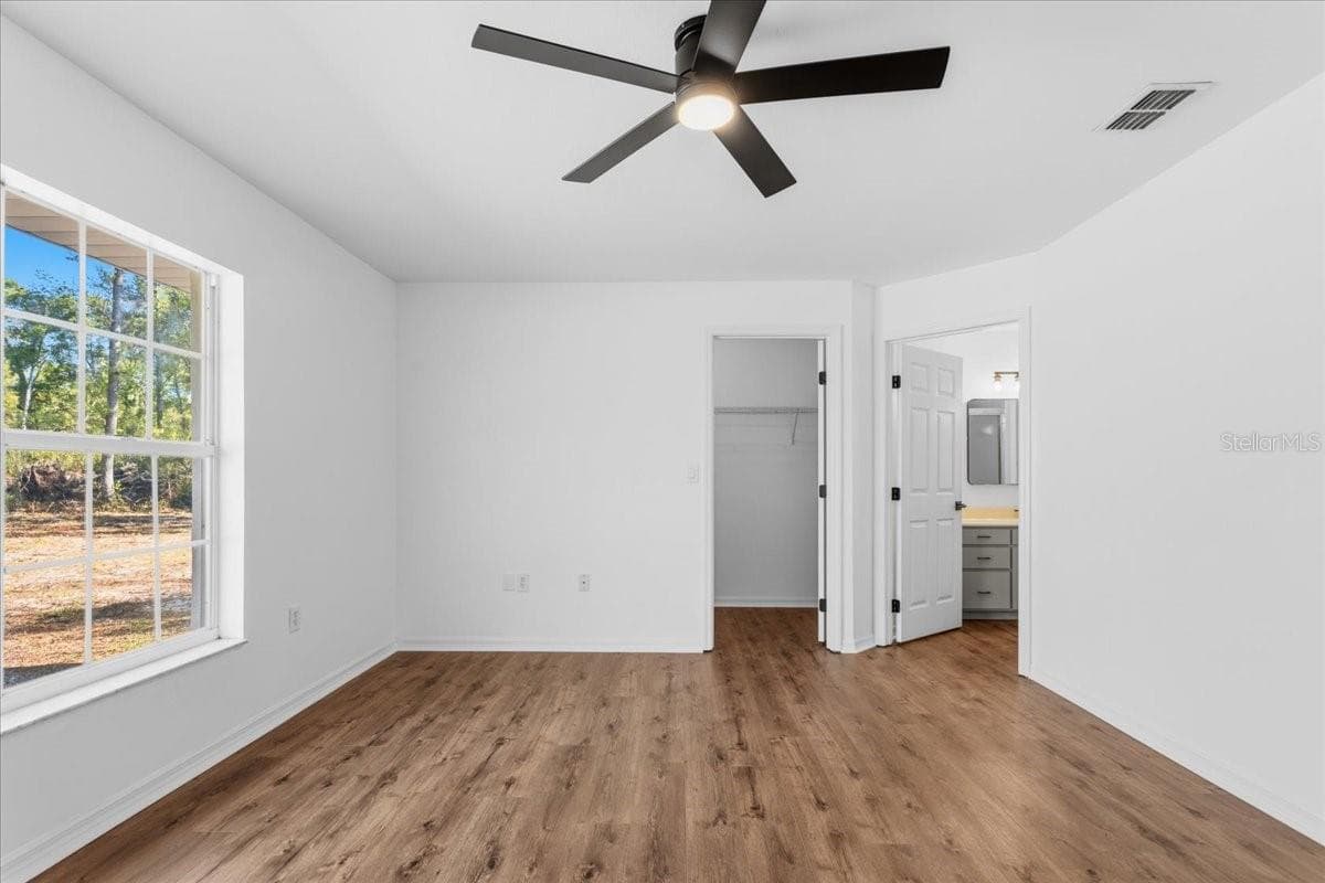Single Family Residence at 957 NE 354TH AVE, OLD TOWN, photo 26 of 58