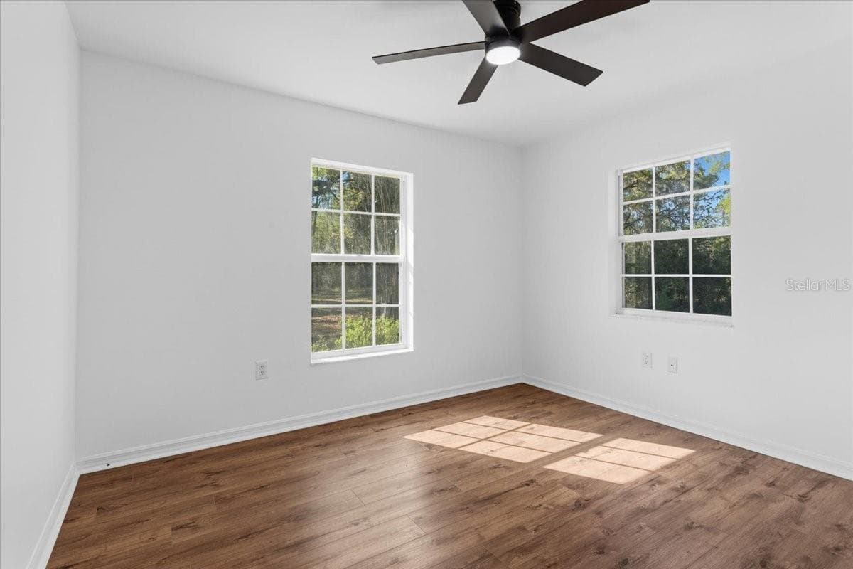 Single Family Residence at 957 NE 354TH AVE, OLD TOWN, photo 33 of 58