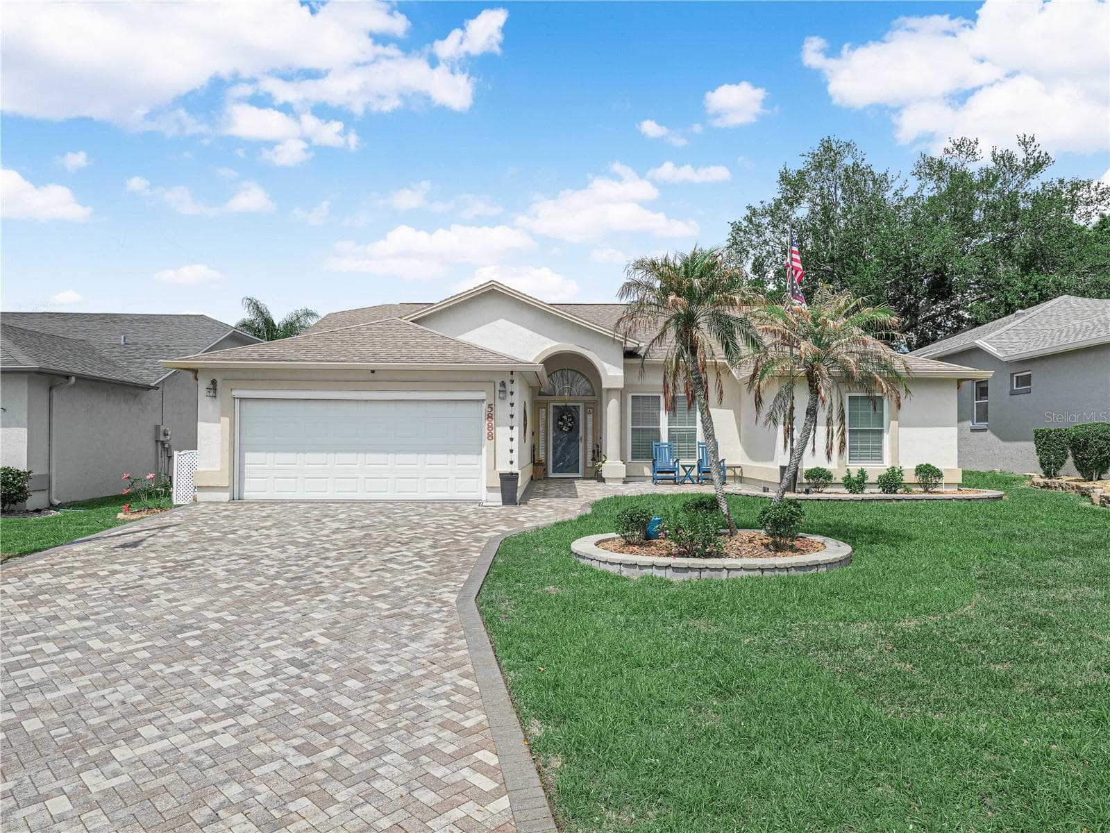 5888 SANDPIPERS DR