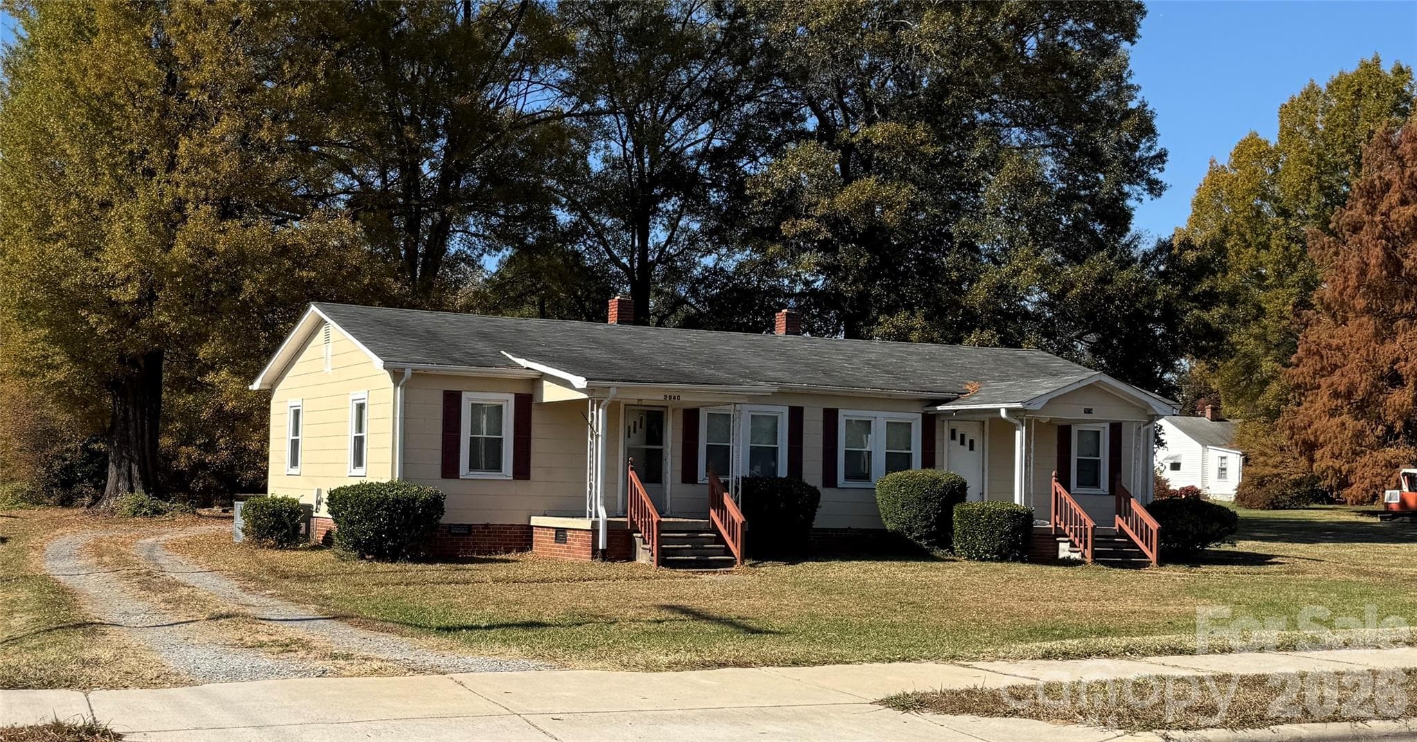Duplex at 2040 Kannapolis Highway, Kannapolis, photo 2 of 16
