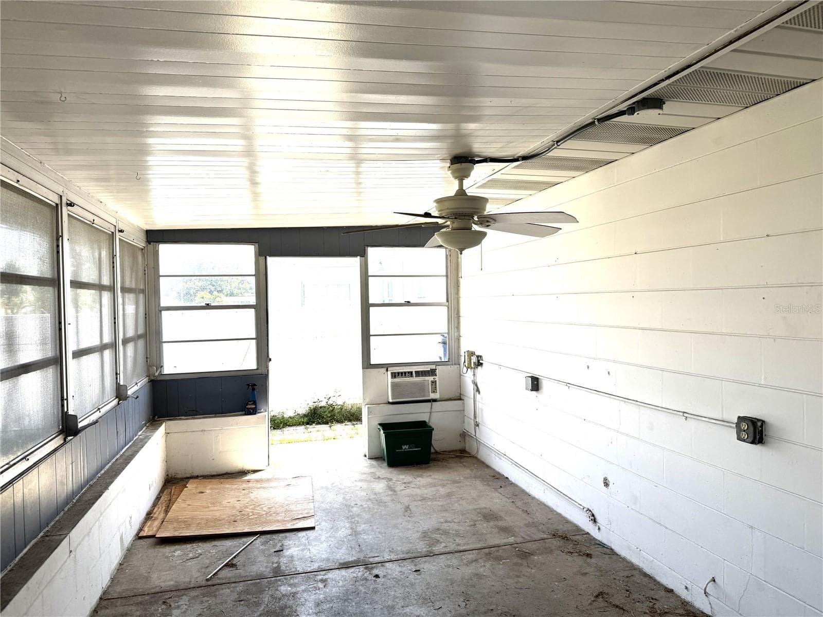 Florida Room - 9167 108TH ST, SEMINOLE