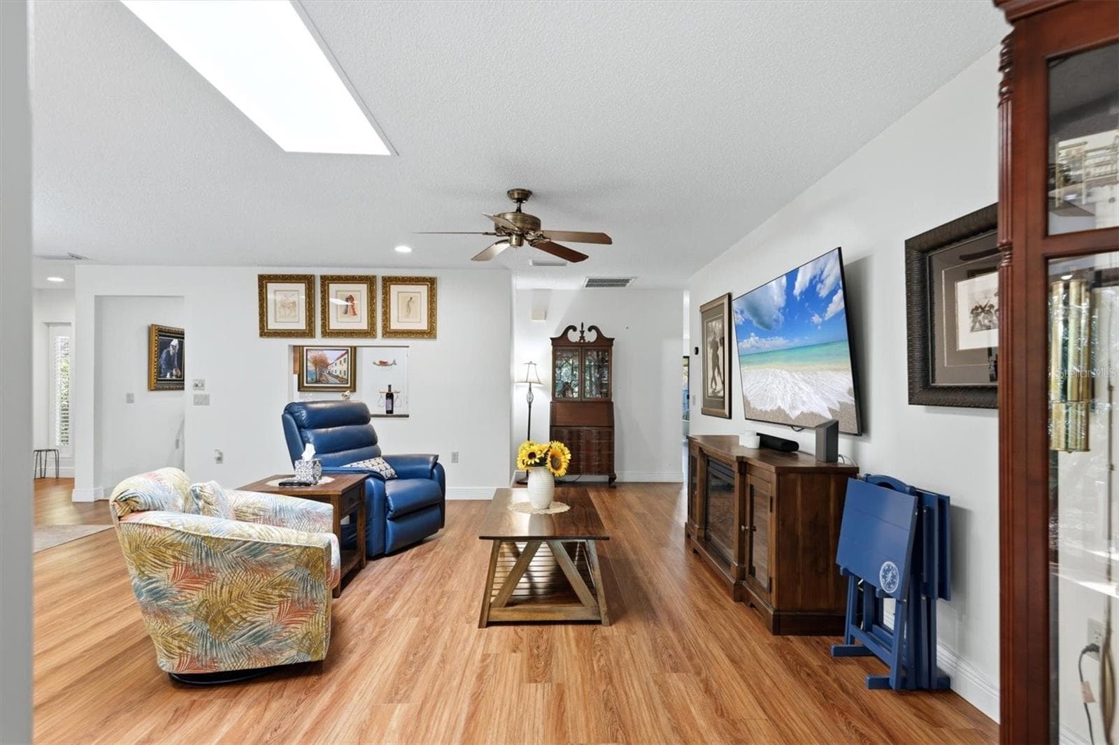 Livingroom - 3351 THORNWOOD RD #3351, SARASOTA