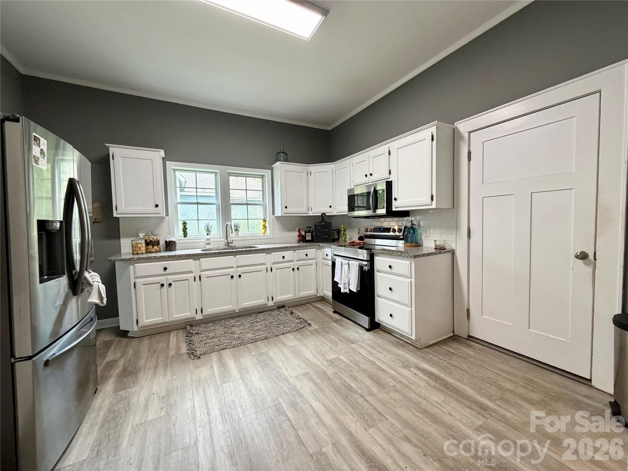 Single Family Residence at 344 Long Street, Rock Hill, photo 9 of 24