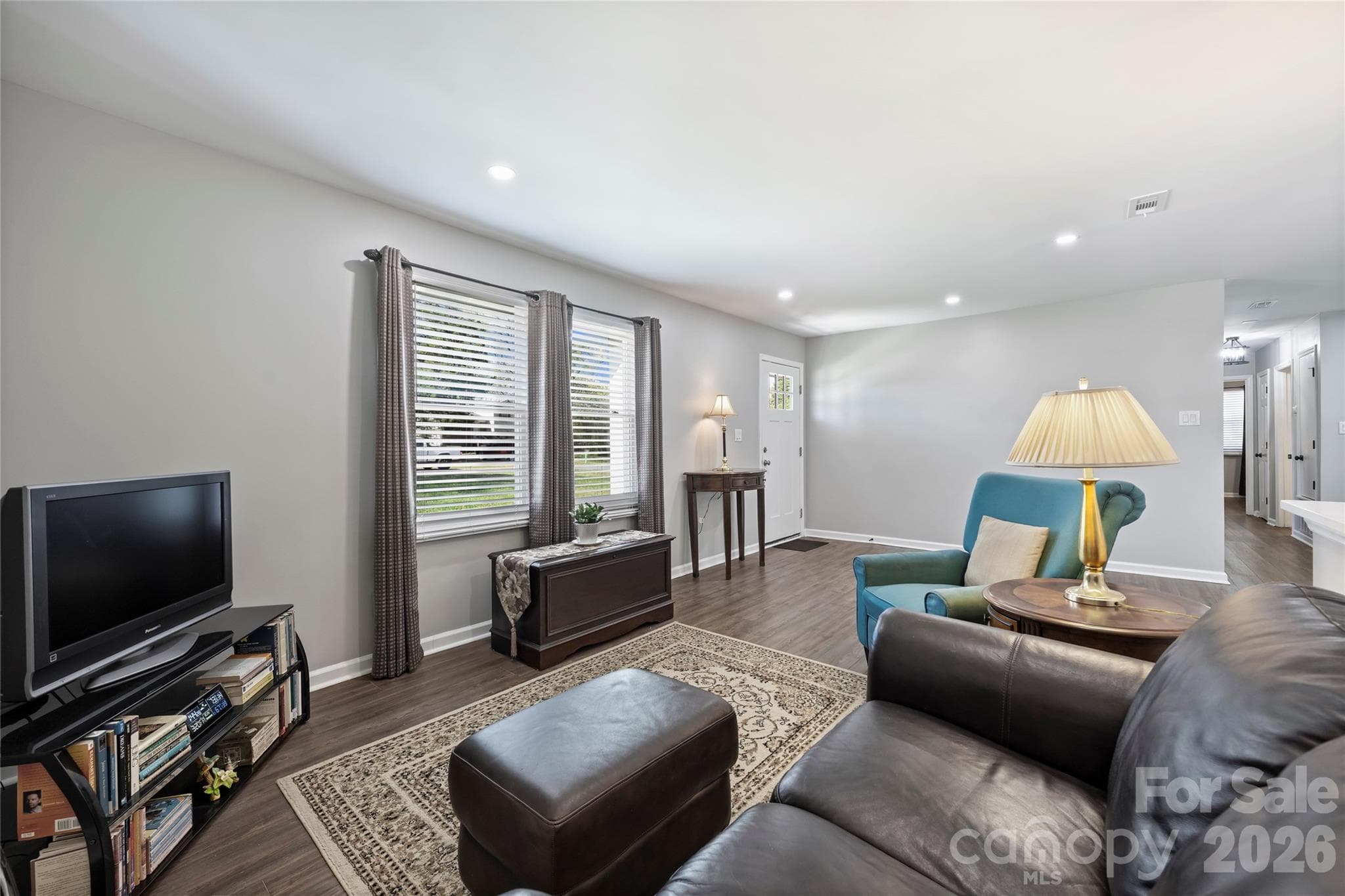 Living Room - 3724 Cobbleridge Drive, Charlotte