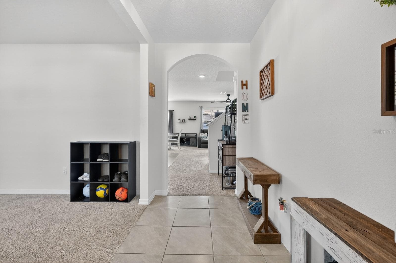 Single Family Residence at 1809 MYRTLEBROOKE DR, EDGEWATER, photo 4 of 59
