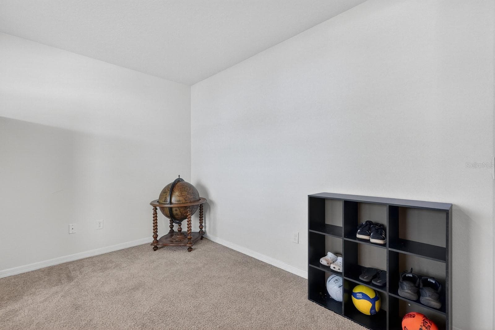 Single Family Residence at 1809 MYRTLEBROOKE DR, EDGEWATER, photo 6 of 59