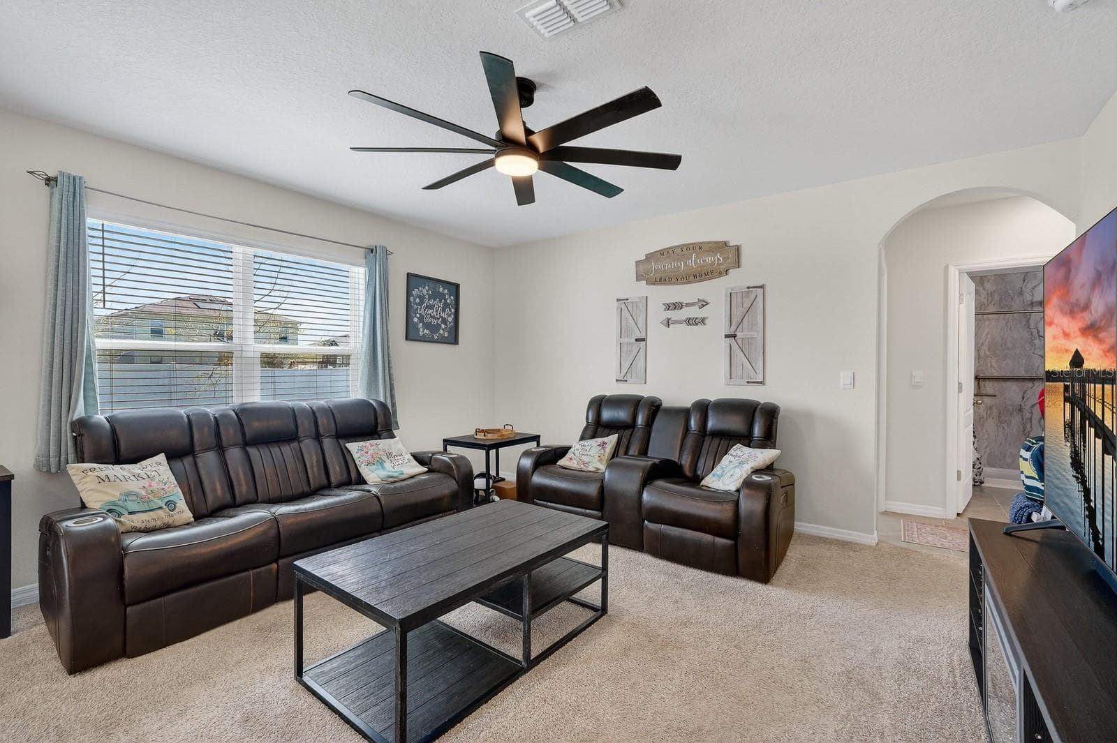 Single Family Residence at 1809 MYRTLEBROOKE DR, EDGEWATER, photo 7 of 59