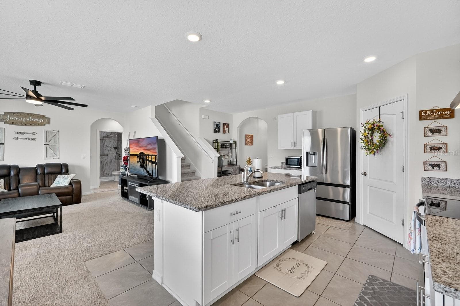 Single Family Residence at 1809 MYRTLEBROOKE DR, EDGEWATER, photo 13 of 59