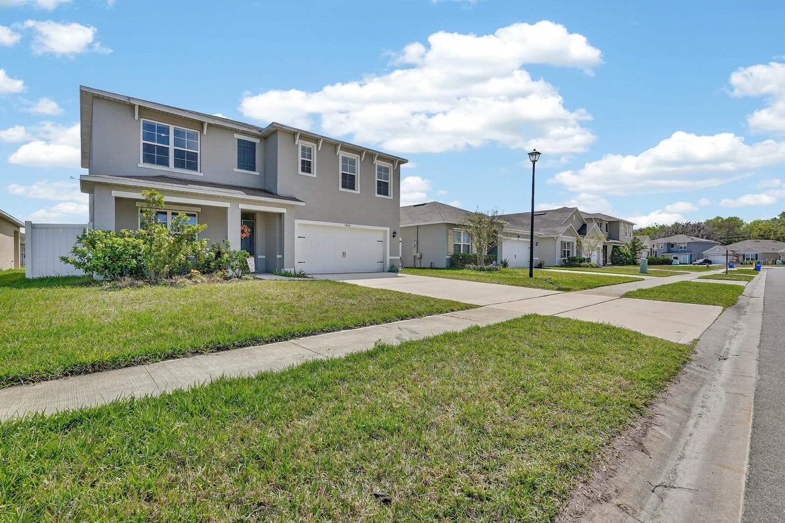 Single Family Residence at 1809 MYRTLEBROOKE DR, EDGEWATER, photo 41 of 59