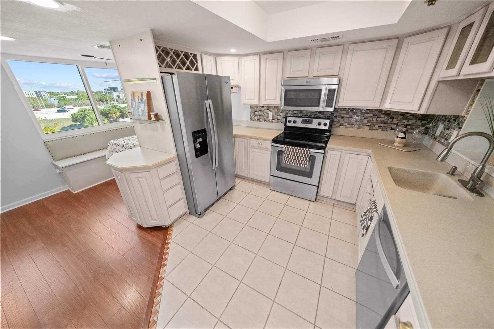 Condominium at 201 W LAUREL ST #701, TAMPA, photo 3 of 45