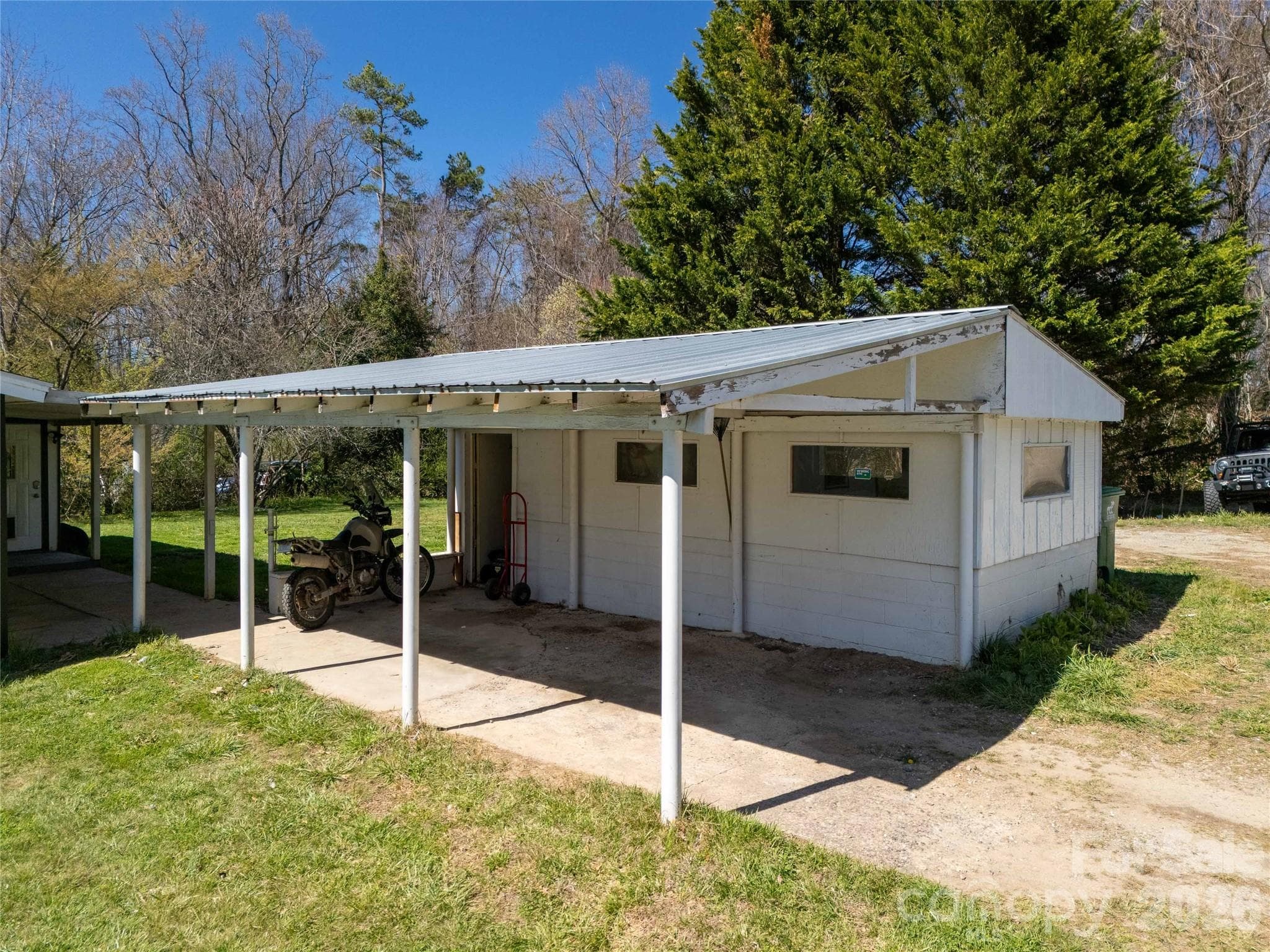 Single Family Residence at Asheville, photo 6 of 15