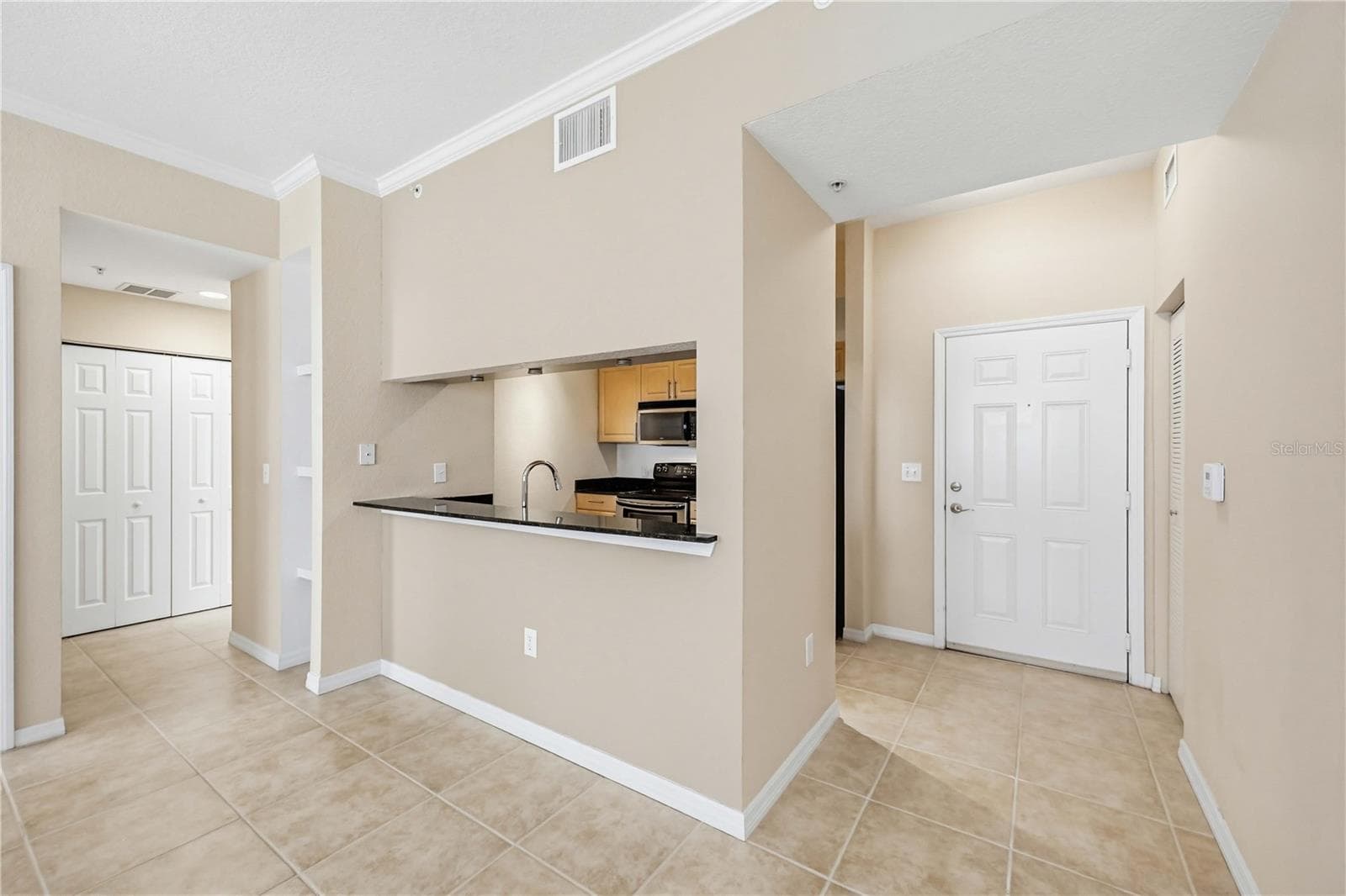 Condominium at 1064 N TAMIAMI TRL #1406, SARASOTA, photo 6 of 29