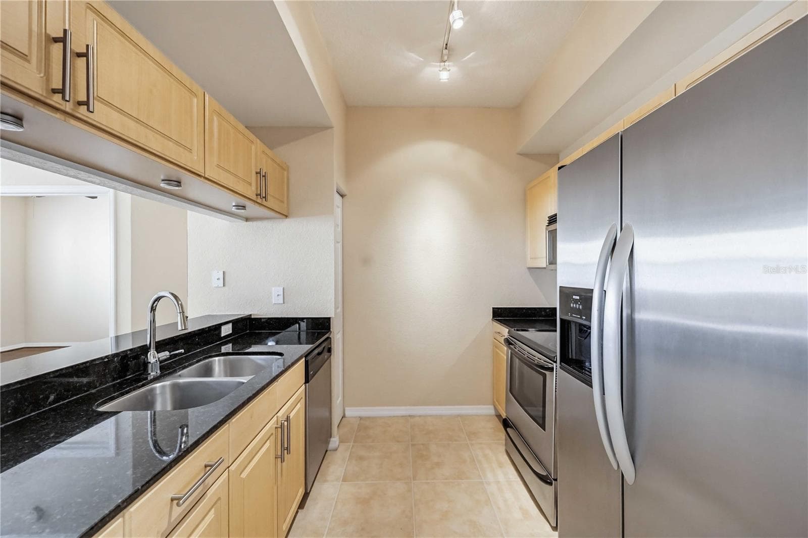 Condominium at 1064 N TAMIAMI TRL #1406, SARASOTA, photo 7 of 29