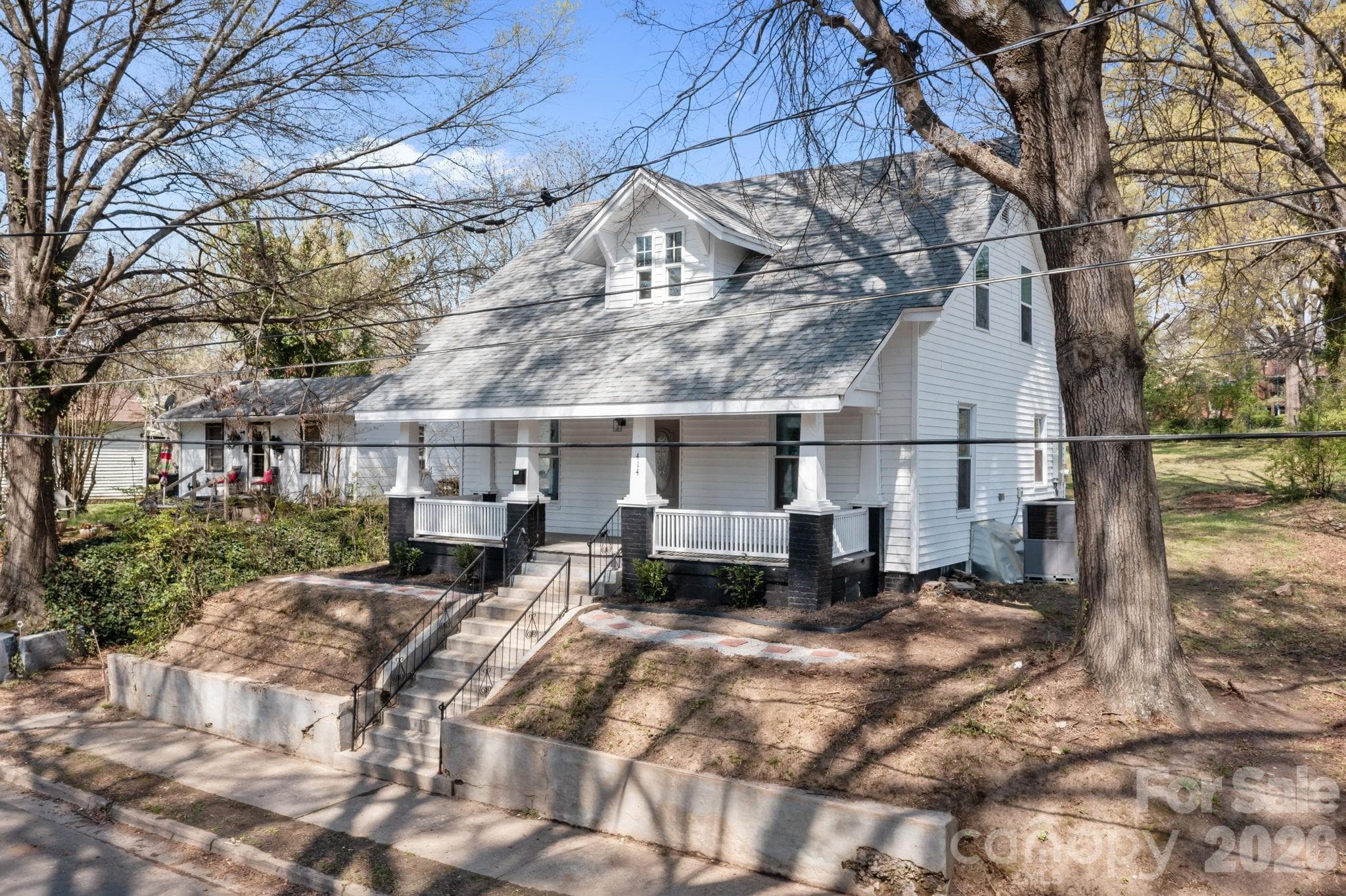 Single Family Residence at Statesville, photo 2 of 26