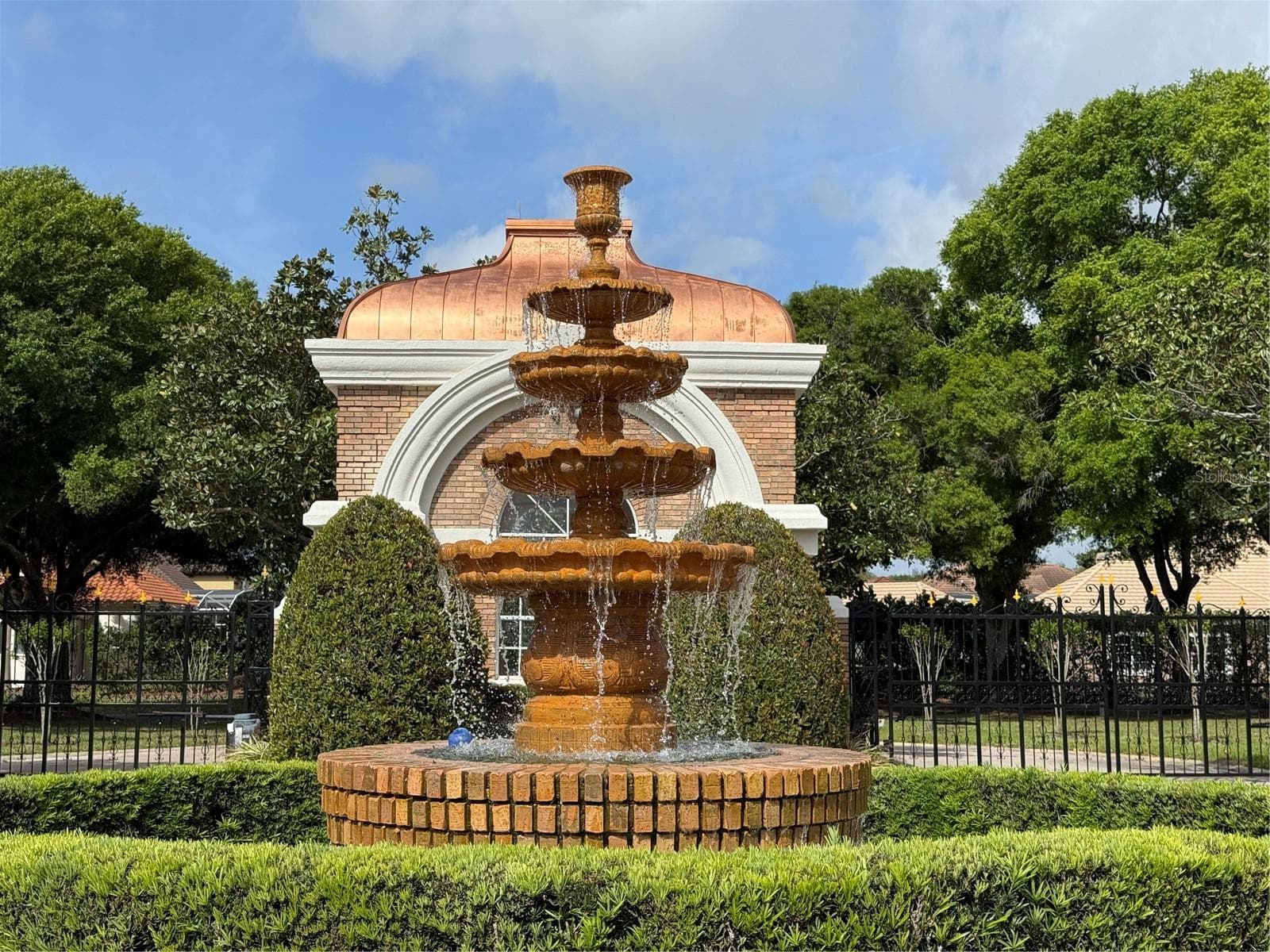 fountain at the Balmoral entrance. - 9057 BALMORAL MEWS SQ, WINDERMERE