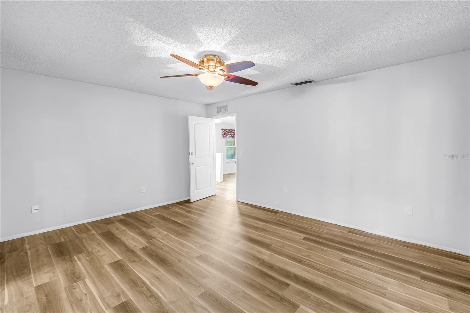 Single Family Residence at 112 MEADOWCROSS DR, SAFETY HARBOR, photo 22 of 39
