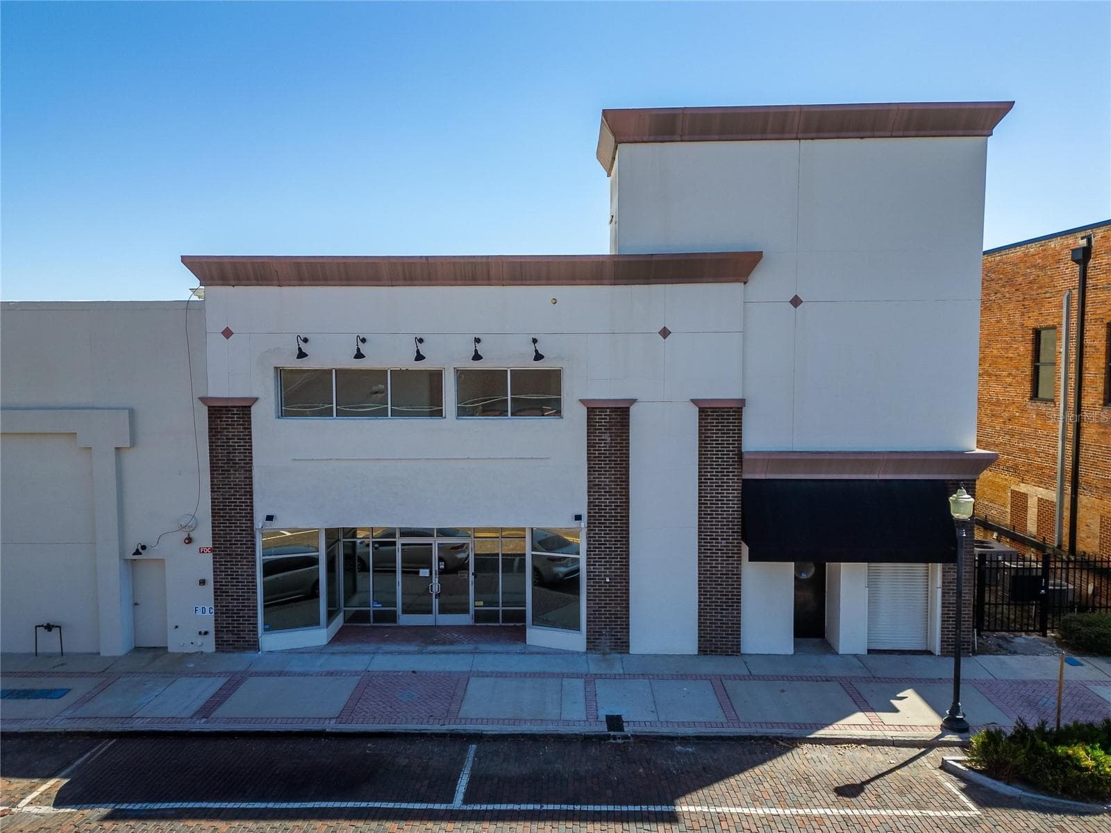 Office at 106 N EVERS ST, PLANT CITY, photo 4 of 44