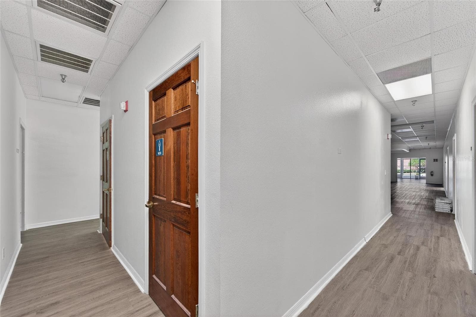 Office at 106 N EVERS ST, PLANT CITY, photo 13 of 44