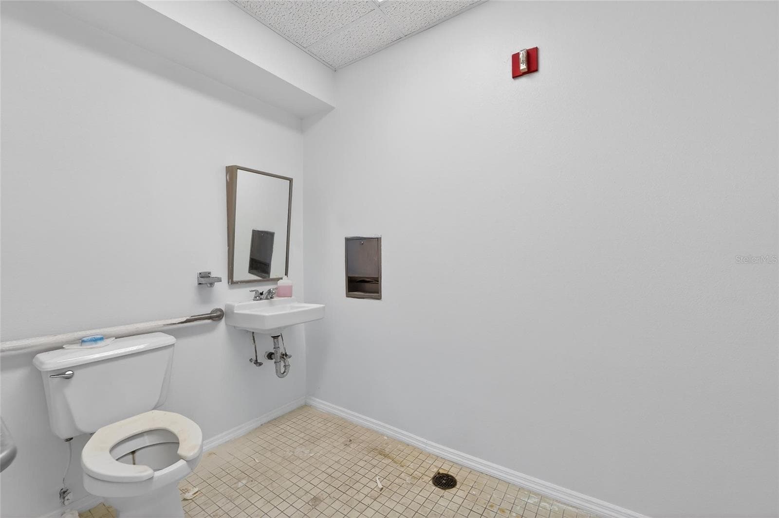 Office at 106 N EVERS ST, PLANT CITY, photo 25 of 44
