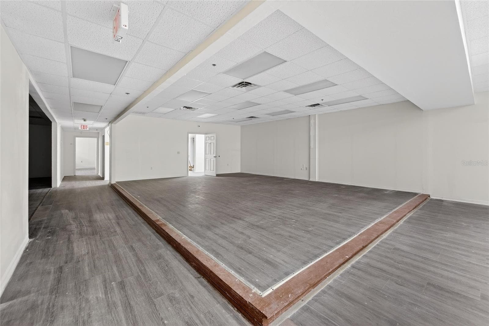 Office at 106 N EVERS ST, PLANT CITY, photo 32 of 44