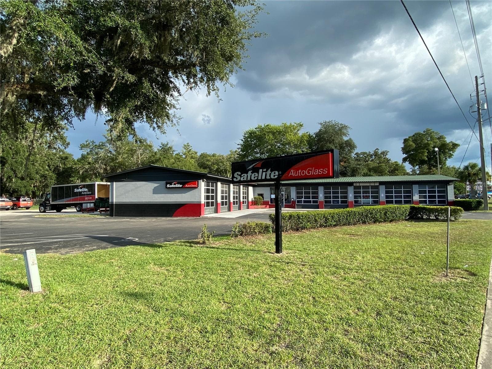 2525 N MAIN ST