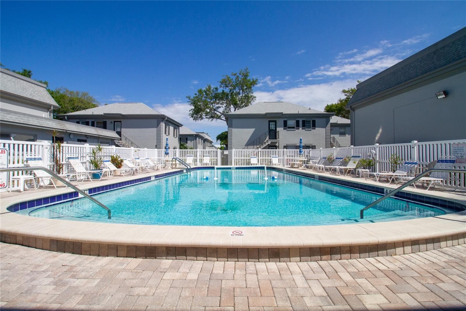 Pool area - 6960 A SUNSET DR S #1C, SOUTH PASADENA